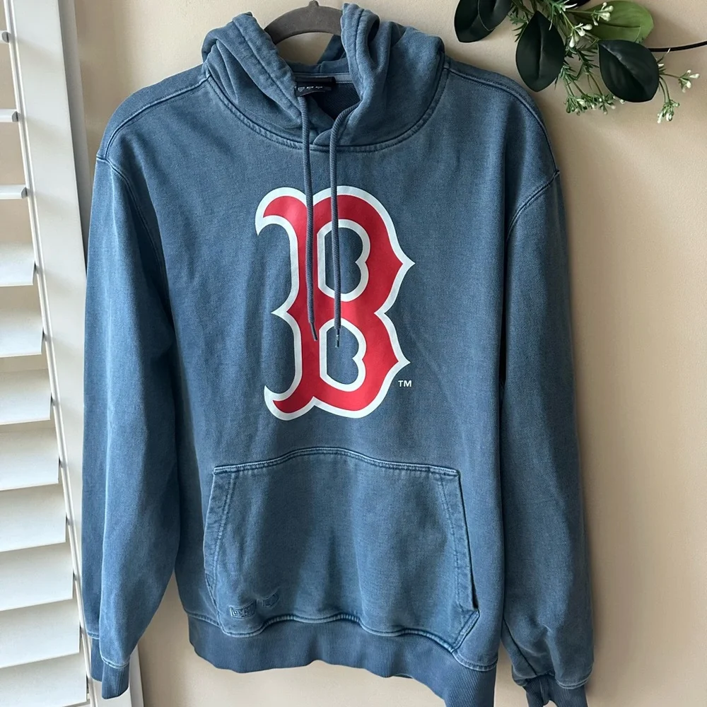 New Era MLB Premium Blue Hoodie with Red Boston Logo - Picture 1 of 11
